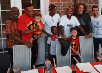 Дембеле ужинает с Обамеянгом, Мхитаряном и Ляказеттом. Возможно, скоро подпишет контракт