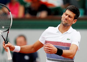 19-летний грек Циципас выбил Джоковича с турнира в Торонто