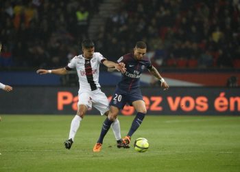 ПСЖ едва унес ноги от «Генгама» благодаря дублю Килиана Мбаппе