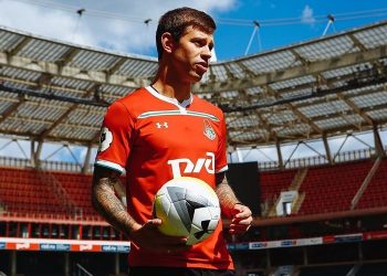 «Оренбург» — «Локомотив». Дебют Смолова и 400 минут без забитых голов