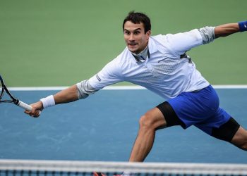 Евгений Донской покидает St.Petersburg Open, уступив Мартину Клижану