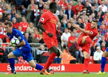 «Ливерпуль» обыгрывает «Лестер» благодаря голам Мане и Фирмино