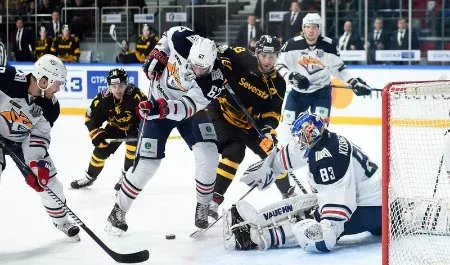 «Северсталь» в гостях проиграла «Металлургу» Мг, продлив свою неудачную серию