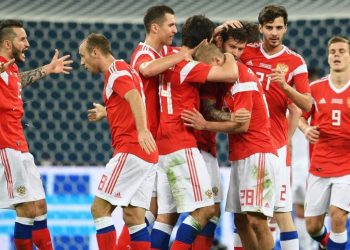 Сборная России с победы начала Лигу наций, в гостях обыграв Турцию