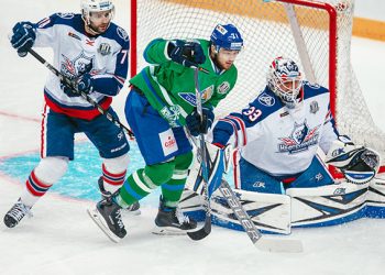 Дубль Няттинена помог «Нефтехимику» нанести поражение «Салават Юлаеву»