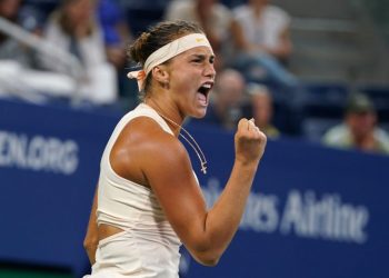 Арина Соболенко в трех сетах уступила Наоми Осаке в 1/8 финала US Open