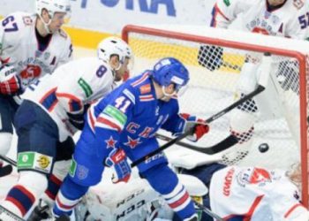 «Торпедо» переиграло СКА благодаря двум шайбам в концовке