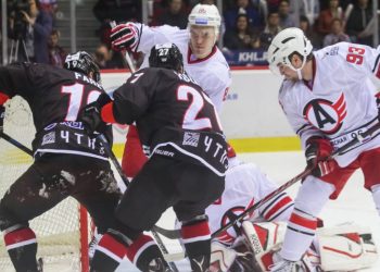 Дубль Секстона помог «Автомобилисту» добыть шестую победу, переиграв «Трактор»