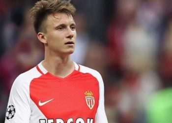 «Монако» дома уступил «Ренну». Головин отметился голевой передачей