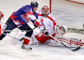 Дубль Козуна помог «Локомотиву» переиграть «Металлург»