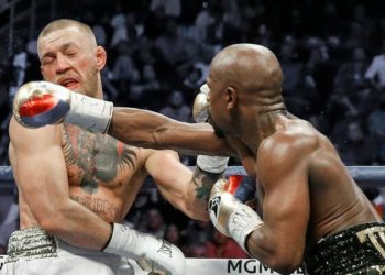 Менеджер Нурмагомедова: Хабиб способен отправить Мейвезера в нокдаун