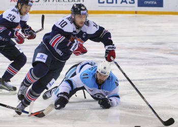 «Сибирь» в гостях сенсационно переиграла «Металлург»