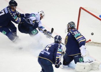 «Динамо» М приблизилось к зоне плей-офф, разгромив «Сочи»