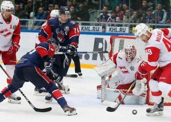 «Спартак» нанес поражение «Торпедо», которое стало пятым подряд