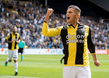 «Витесс» Слуцкого вышел в 1/8 кубка страны, переиграв «Хераклес»