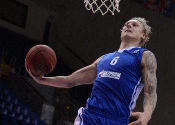 БК «Зенит» обыграл «Валенсию» в Еврокубке и возглавил группу