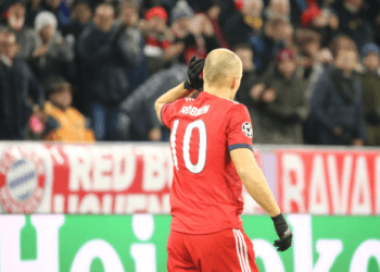 Гол Роббена в ворота «Бенфики» назван лучшим по итогам недели в ЛЧ