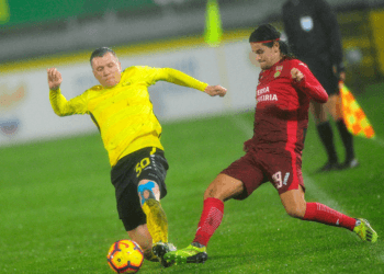 «Анжи» и «Уфа» сыграли вничью при преимуществе одних и незабитом пенальти друхиг