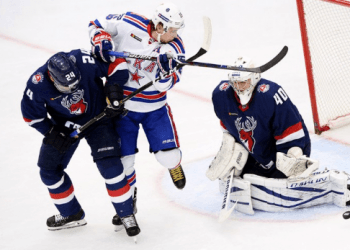 СКА разгромил «Торпедо», у Шестеркина пятый «сухарь» в сезоне