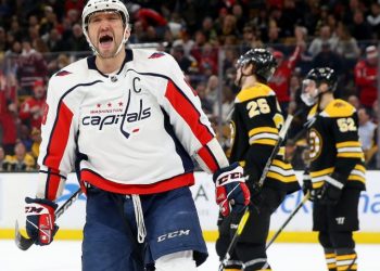 Дубль Овечкина помог «Вашингтону» справиться с «Бостоном»