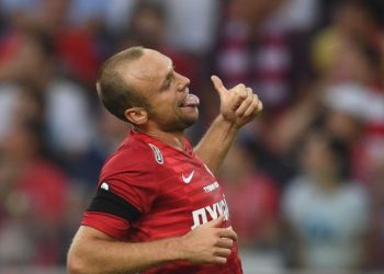 Глушаков намерен оставить супругу без жилья