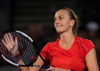 Квитова в 1/4 финала Australian Open во второй раз в сезоне обыграла Барти