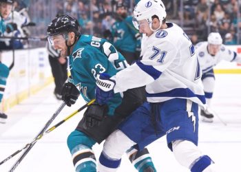 «Тампа» после 15 побед в 16 матчах уступила «Сан-Хосе», у Сергачёва первый гол в сезоне