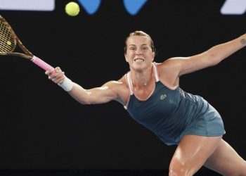 Павлюченкова уступила Бертенс в четвертьфинале турнира в Санкт-Петербурге