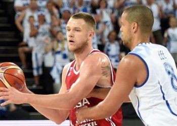 Россия победила Финляндию в битве за путёвку на Кубок мира, отыграв разрыв в 18 очков