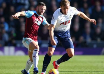 Гол Кейна после травмы не помог «Тоттенхэму» уйти от поражения в матче с «Бёрнли»