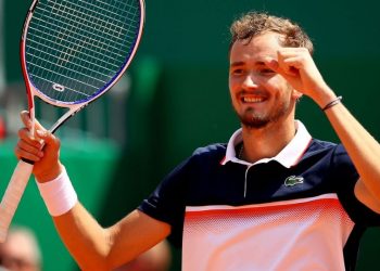 Прогноз Даниил Медведев  – Диего Себастьян Шварцман (21 июня 2019), ставки и коэффициенты