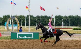 БК Лига Ставок стала партнером турнира «Скачки на приз Президента РФ»