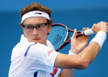 Прогноз Денис Истомин — Теннис Сандгрен (15 июля 2019), ставки и коэффициенты