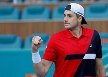 Прогноз Джон Изнер — Кристиан Гарин (7 августа 2019), ставки и коэффициенты