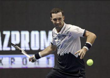 Прогноз Адриан Маннарино — Михаил Кукушкин (16 октября 2019), ставки и коэффициенты