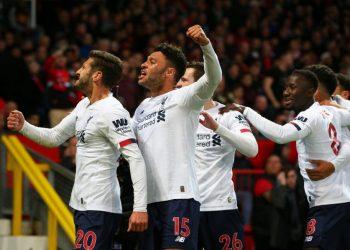 «Ливерпуль» сыграл вничью с «Манчестер Юнайтед», потеряв первые очки в АПЛ