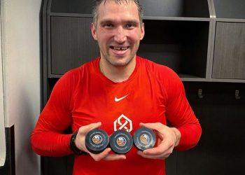 Овечкин оформил 26-й хет-трик в НХЛ и вошёл в топ-10 лучших снайперов в истории