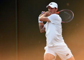 Прогноз Деннис Новак- Карен Хачанов (26 февраля 2020), ставки и коэффициенты