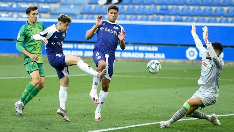 Гол Алавеса