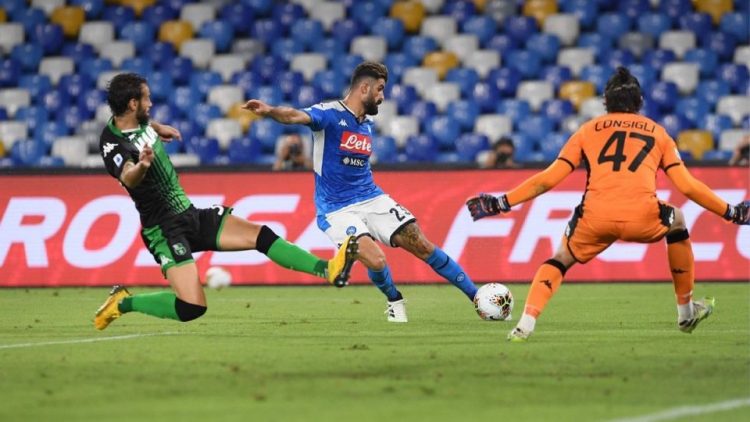 Наполи переиграл Сассуоло