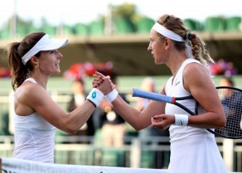 Прогноз Виктория Азаренко – Ализе Корне (25 августа 2020), ставки и коэффициенты