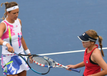 Прогноз Виктория Азаренко – София Кенин (17 сентября 2020), ставки и коэффициенты