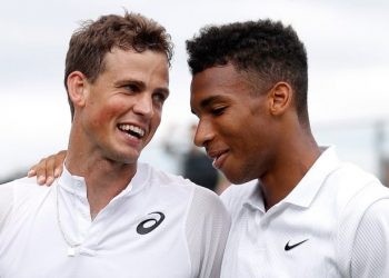 Васек Поспишил - Феликс Оже-Альяссим