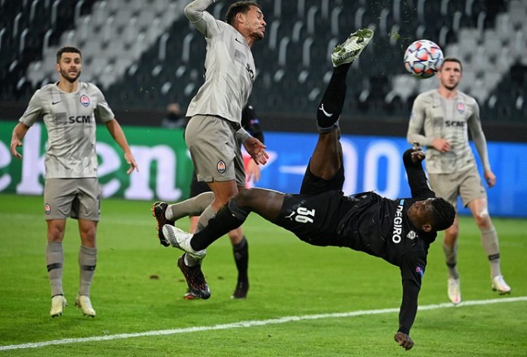 Эмболо забил Шахтеру