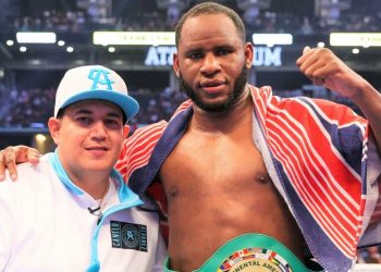 Прогноз на бой Эфе Аджагба — Фрэнк Санчес, 10 октября 2021