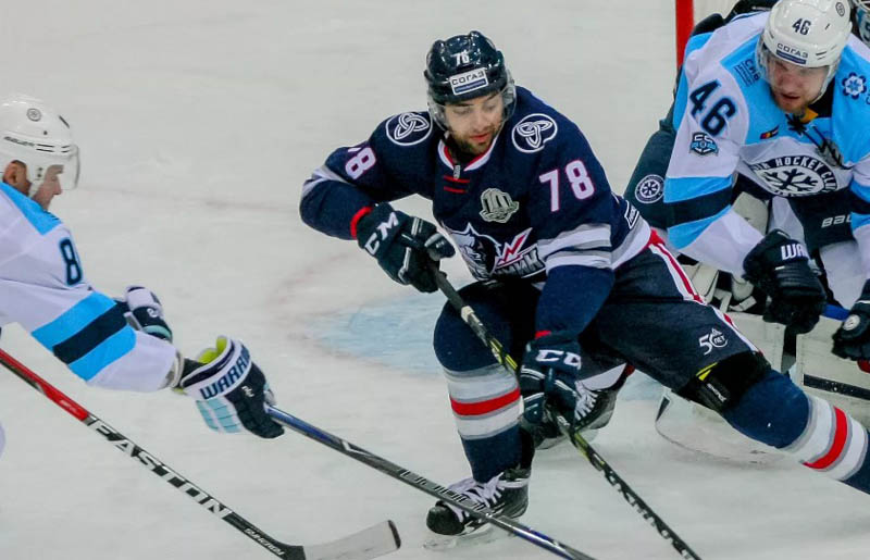 Нефтехимик