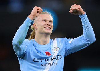 Прогноз на матч Манчестер Юнайтед — Манчестер Сити (17 января 2026)