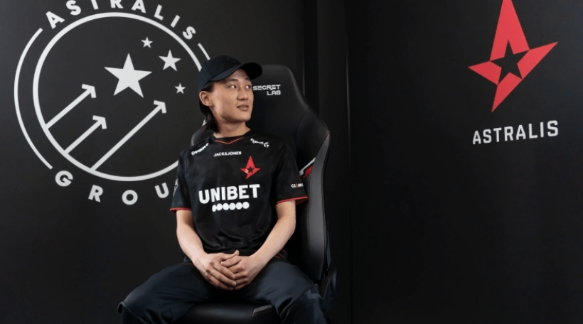 Jugi новый игрок Астралис